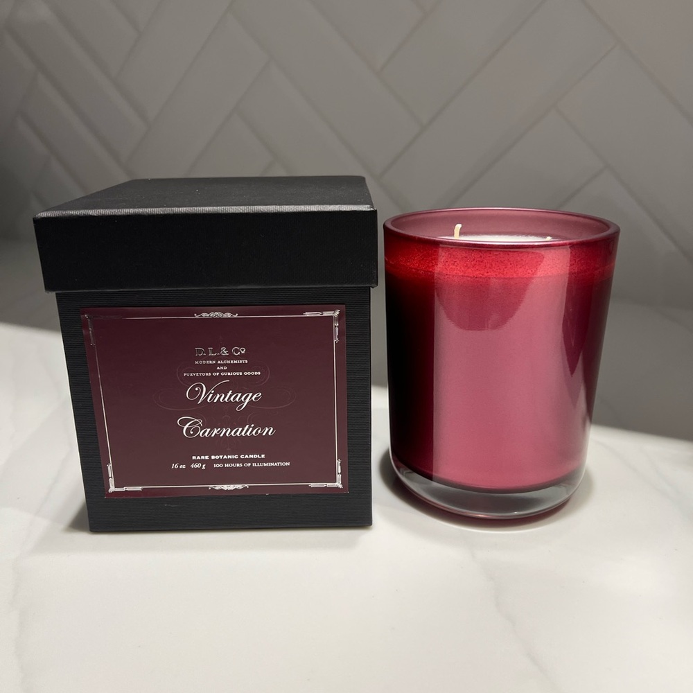 D.L. & Co. Vintage Carnation Candle